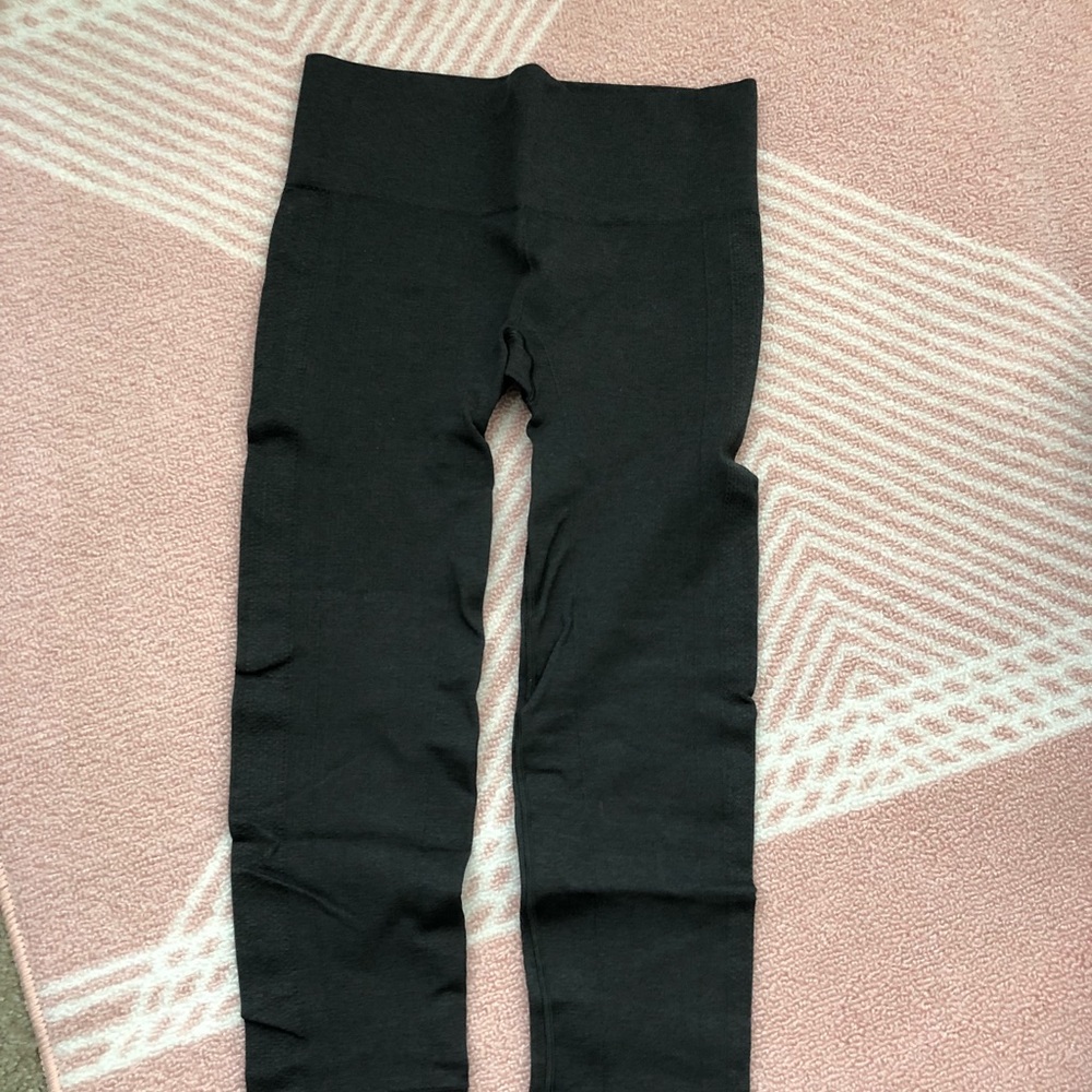 Lululemon grey seamless leggings 7/8th